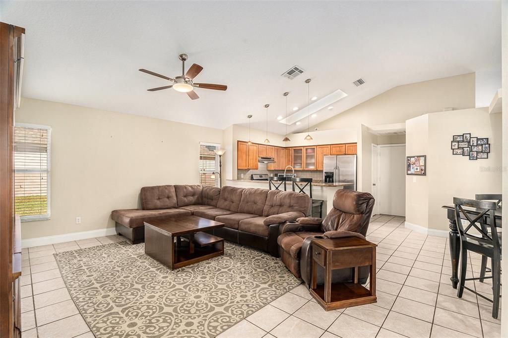 Active With Contract: $445,000 (4 beds, 2 baths, 1949 Square Feet)