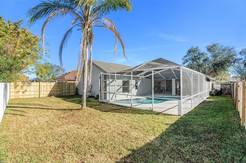 Active With Contract: $445,000 (4 beds, 2 baths, 1949 Square Feet)