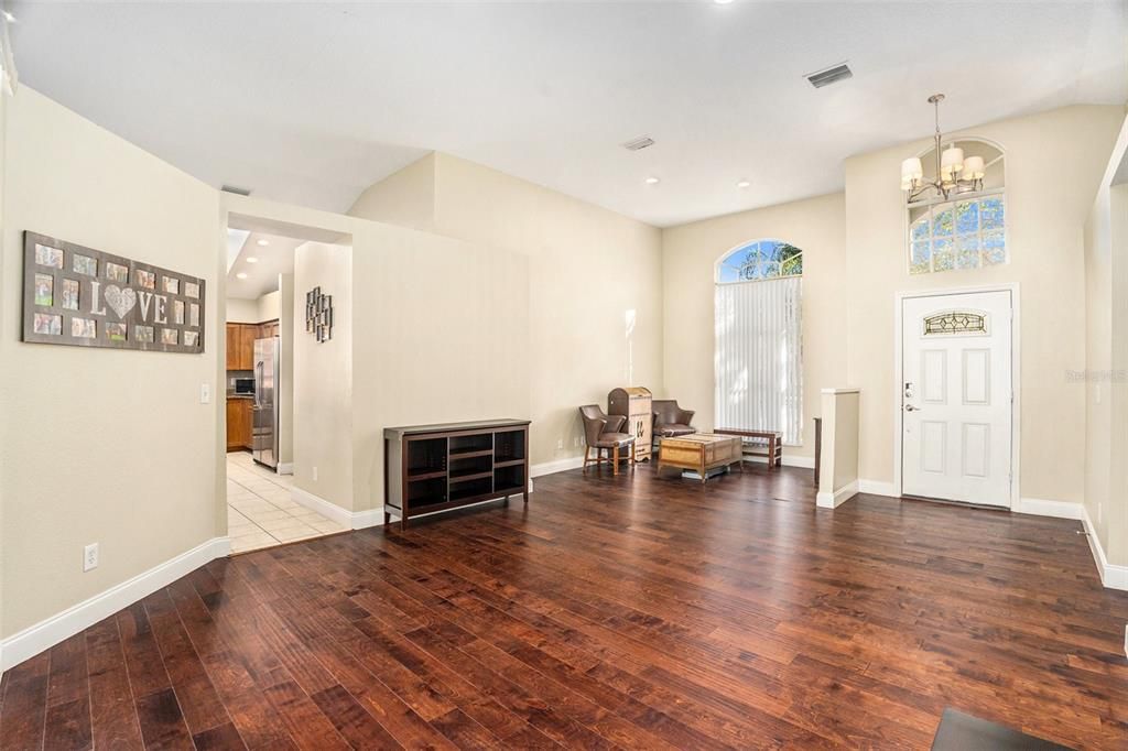 Active With Contract: $445,000 (4 beds, 2 baths, 1949 Square Feet)