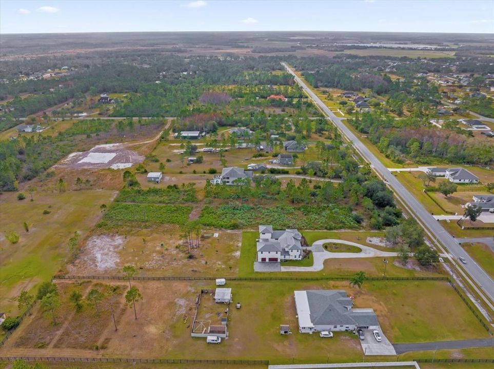 На продажу: $240,000 (2.04 acres)