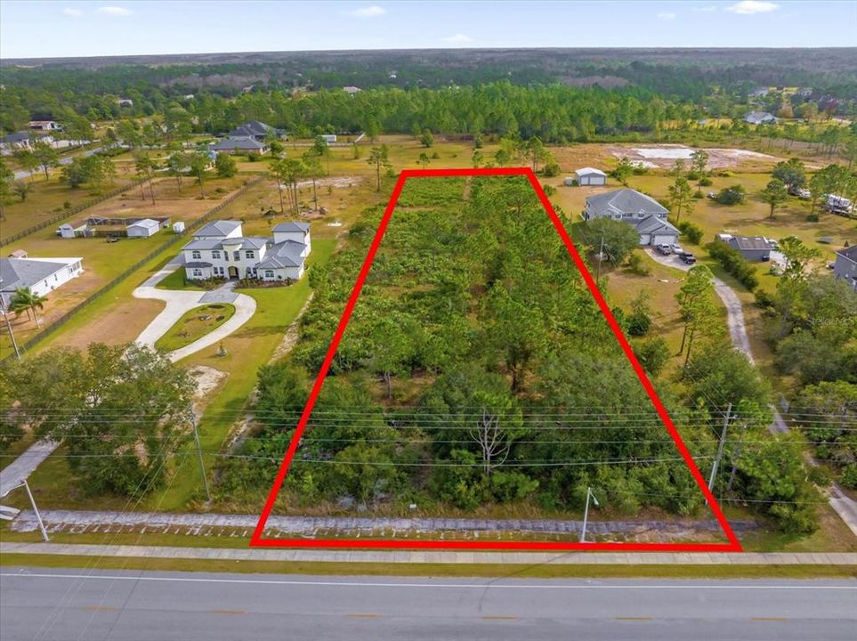 На продажу: $240,000 (2.04 acres)