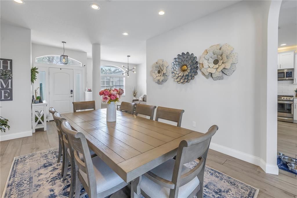 Active With Contract: $695,000 (3 beds, 2 baths, 1971 Square Feet)