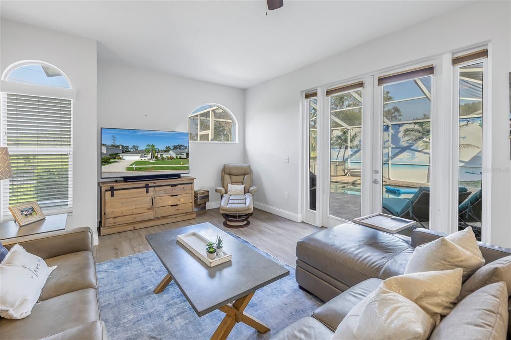 Active With Contract: $695,000 (3 beds, 2 baths, 1971 Square Feet)