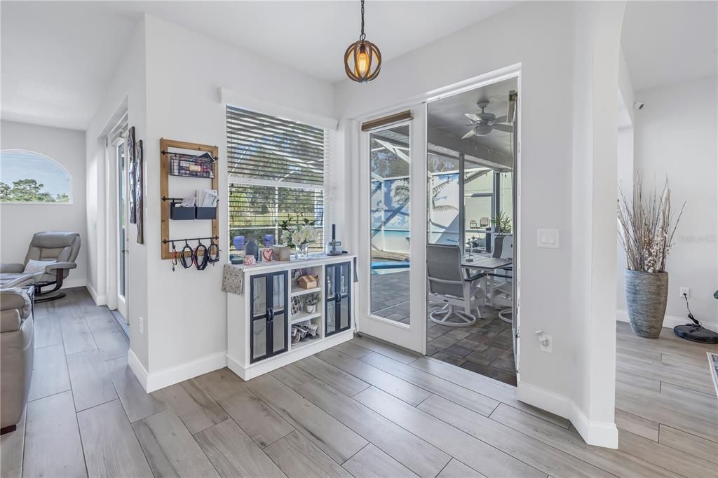 Active With Contract: $695,000 (3 beds, 2 baths, 1971 Square Feet)