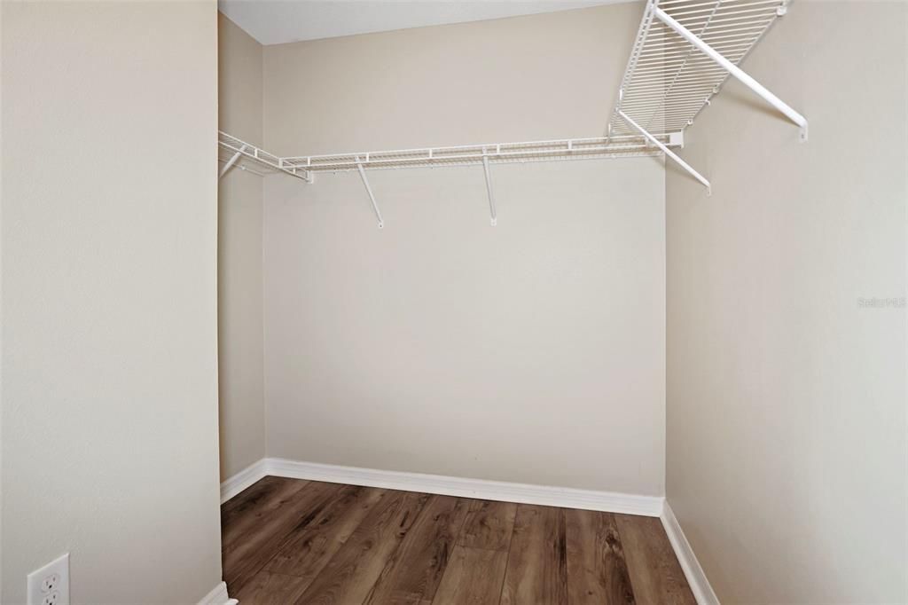 Master Bedroom Walk in Closet