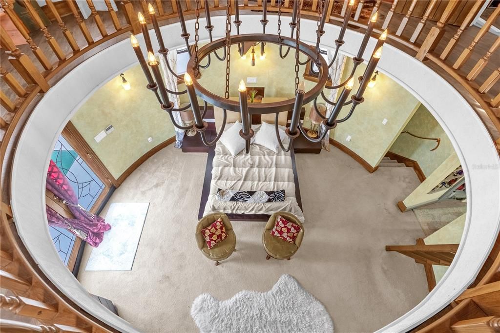 For Sale: $1,999,000 (5 beds, 3 baths, 4680 Square Feet)