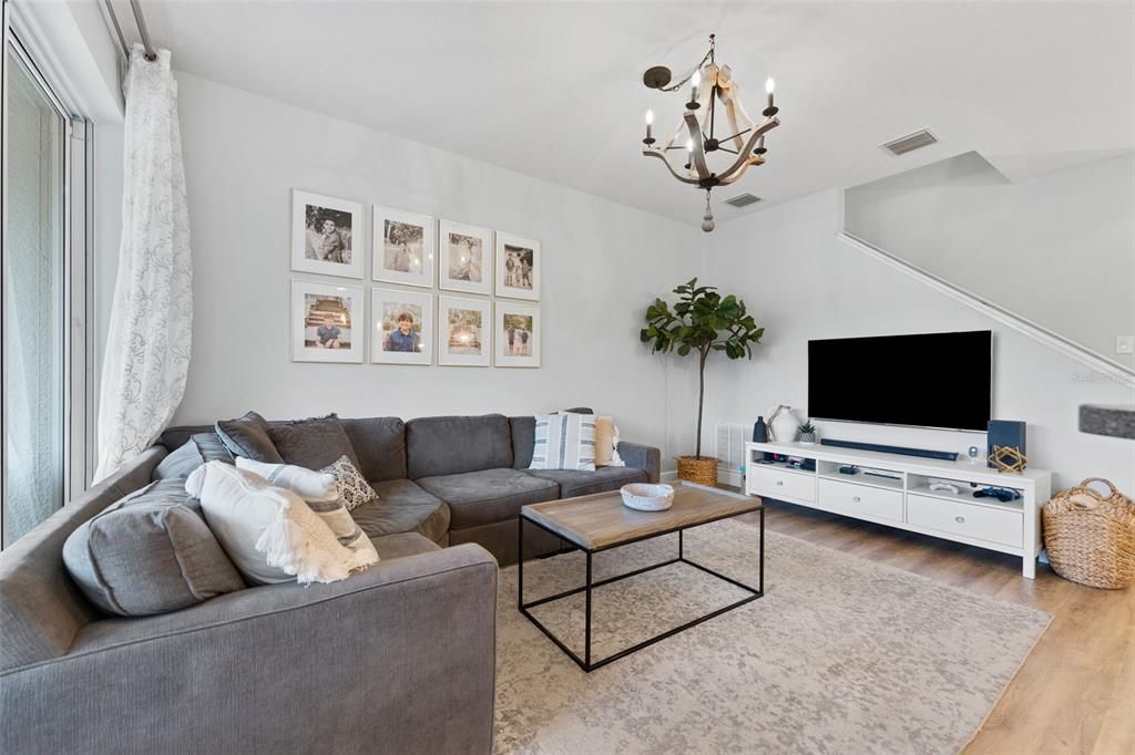 Active With Contract: $495,000 (3 beds, 2 baths, 1792 Square Feet)