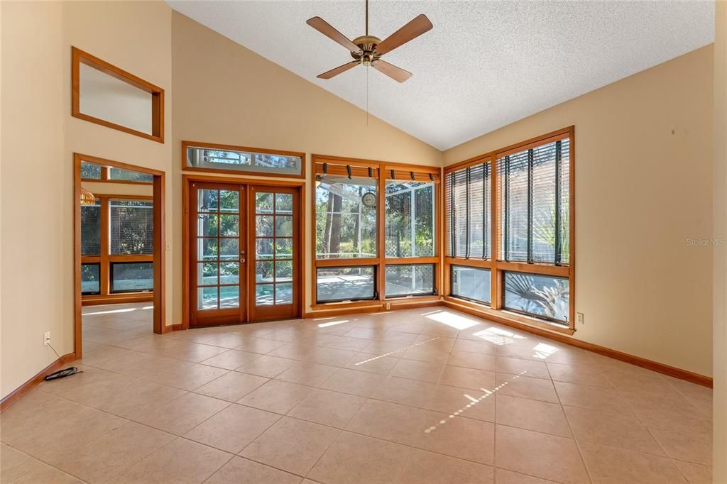 Light Filled Family Room with Views of Pool/Lanai