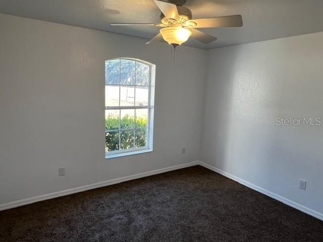 For Rent: $1,600 (3 beds, 2 baths, 1338 Square Feet)