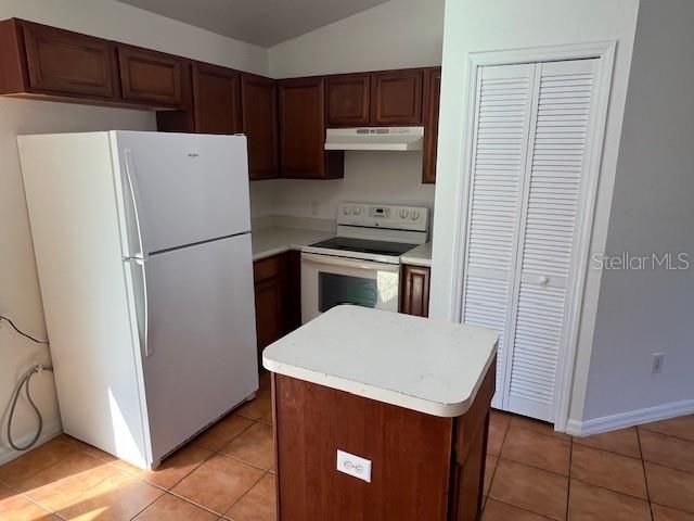 For Rent: $1,600 (3 beds, 2 baths, 1338 Square Feet)