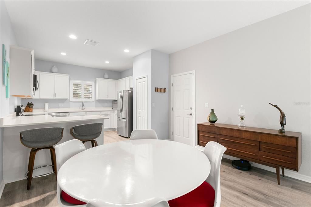 For Sale: $429,900 (3 beds, 2 baths, 1712 Square Feet)