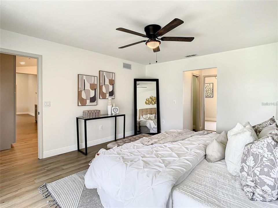 For Sale: $399,900 (3 beds, 2 baths, 1827 Square Feet)