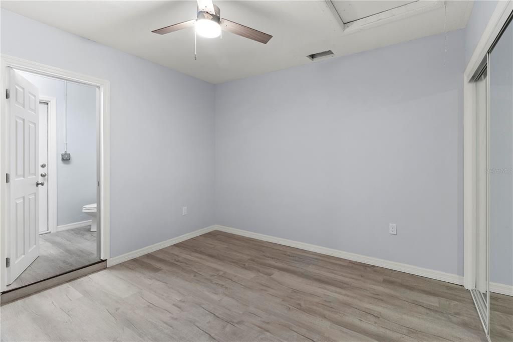 待售: $525,000 (0 贝兹, 0 浴室, 1500 平方英尺)