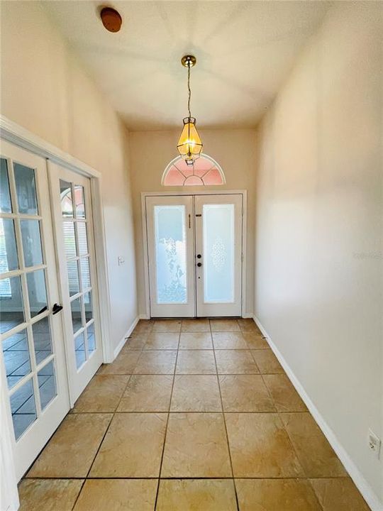 Active With Contract: $2,950 (4 beds, 2 baths, 2545 Square Feet)