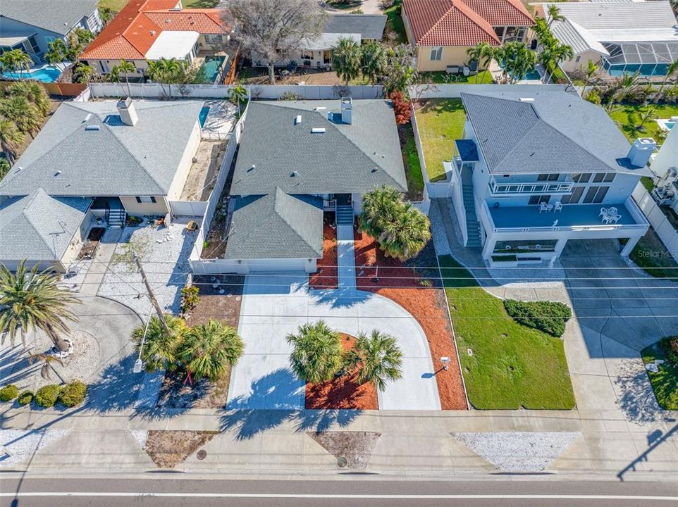 For Sale: $850,000 (3 beds, 2 baths, 2028 Square Feet)