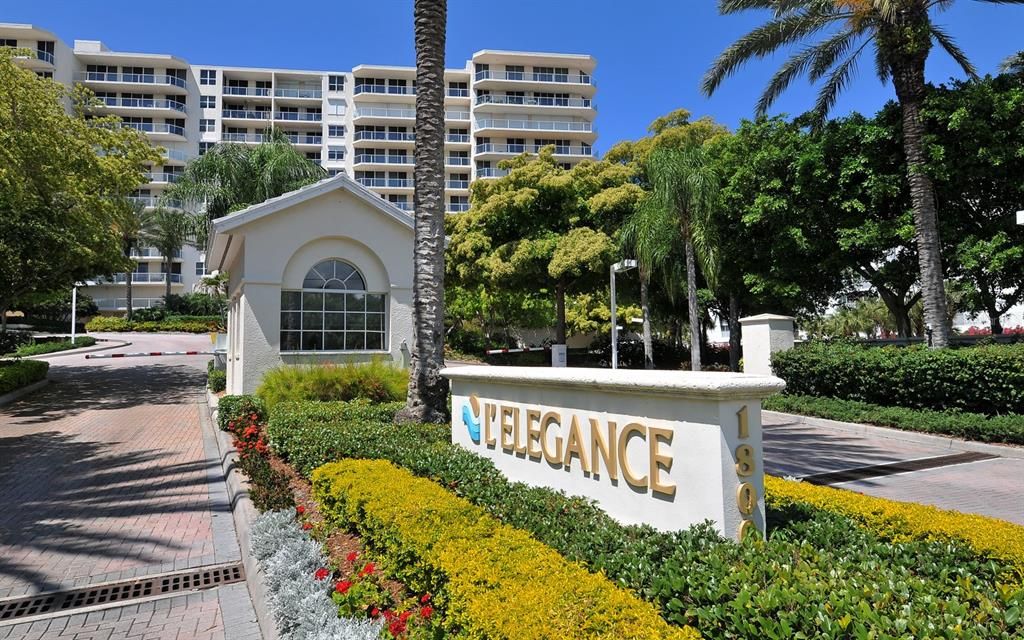 L’ELEGANCE ON LIDO BEACH, Gated Entrance