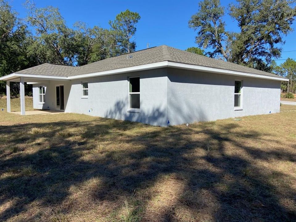 For Sale: $369,900 (4 beds, 2 baths, 1800 Square Feet)