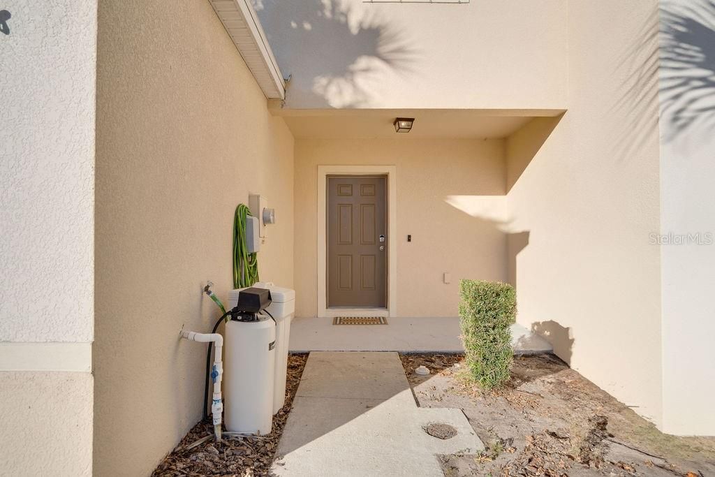 Active With Contract: $239,000 (3 beds, 2 baths, 1478 Square Feet)