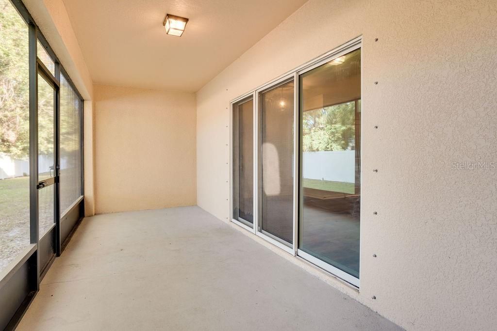 Active With Contract: $239,000 (3 beds, 2 baths, 1478 Square Feet)