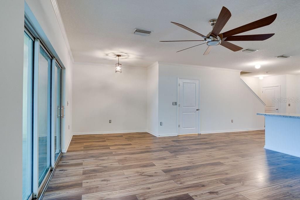 Active With Contract: $239,000 (3 beds, 2 baths, 1478 Square Feet)