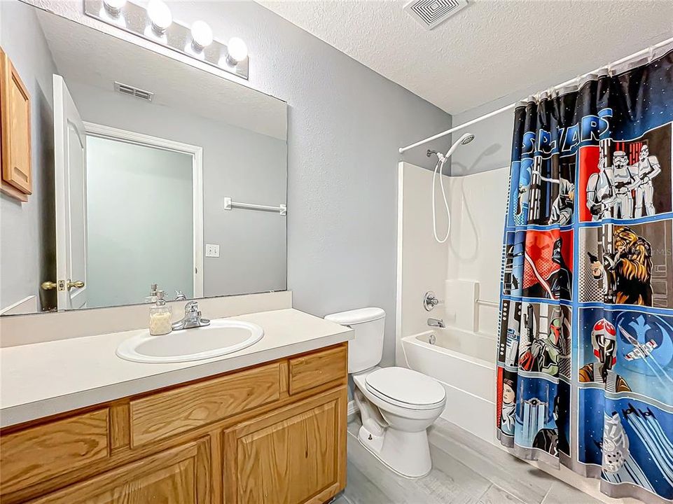 2nd Bathroom