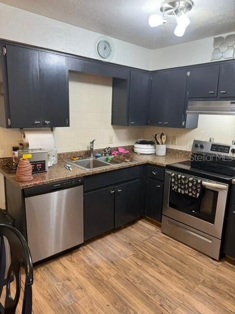 For Sale: $175,000 (3 beds, 2 baths, 1432 Square Feet)