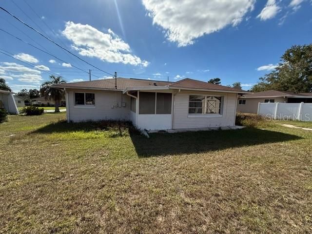 For Sale: $175,000 (3 beds, 2 baths, 1432 Square Feet)