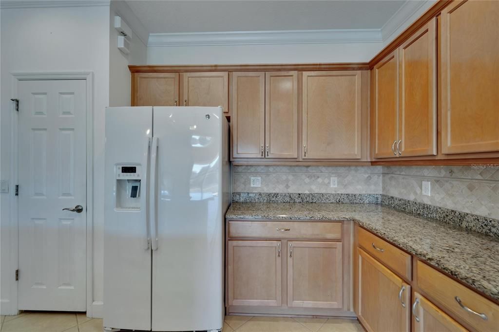 For Sale: $369,900 (2 beds, 2 baths, 1668 Square Feet)