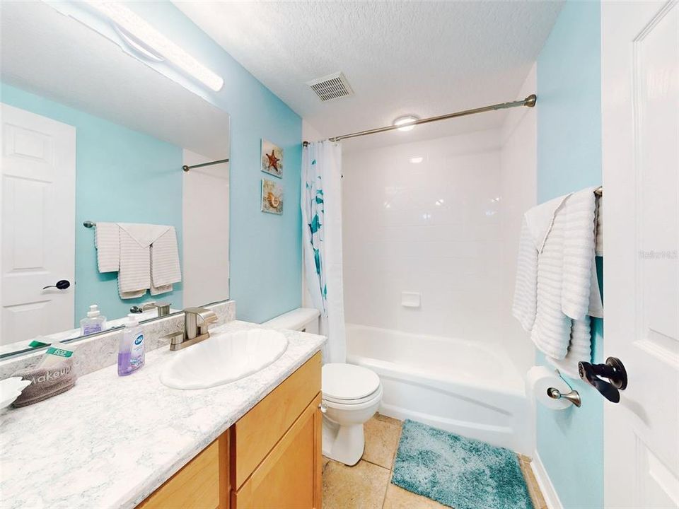 For Sale: $380,000 (2 beds, 2 baths, 1280 Square Feet)