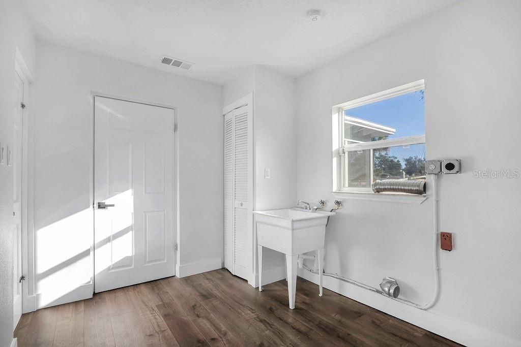 Laundry/Pantry Room