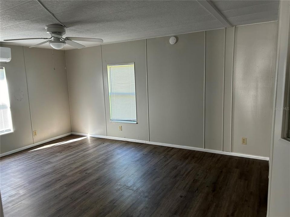 For Rent: $1,600 (2 beds, 2 baths, 1352 Square Feet)