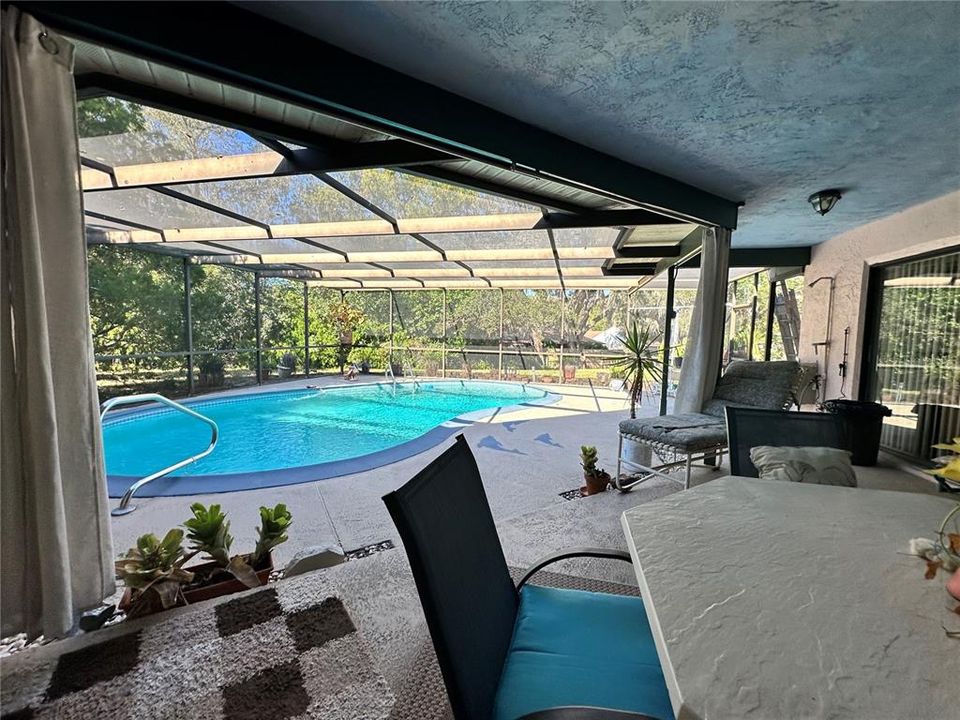 En Venta: $395,000 (3 camas, 2 baños, 1832 Pies cuadrados)