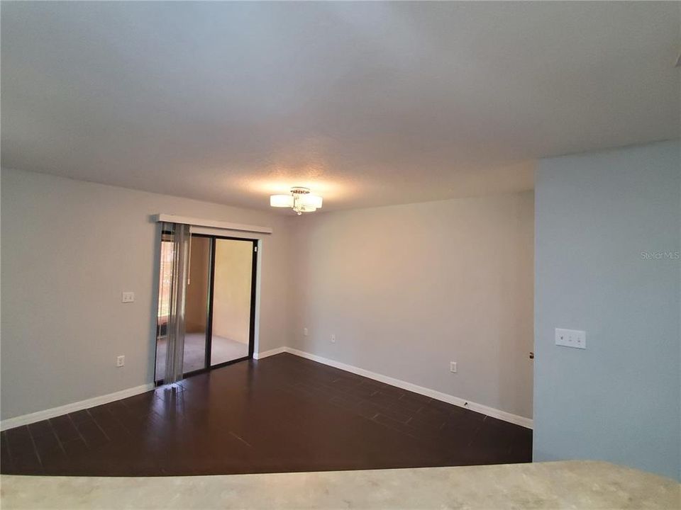 For Rent: $1,950 (3 beds, 2 baths, 1362 Square Feet)