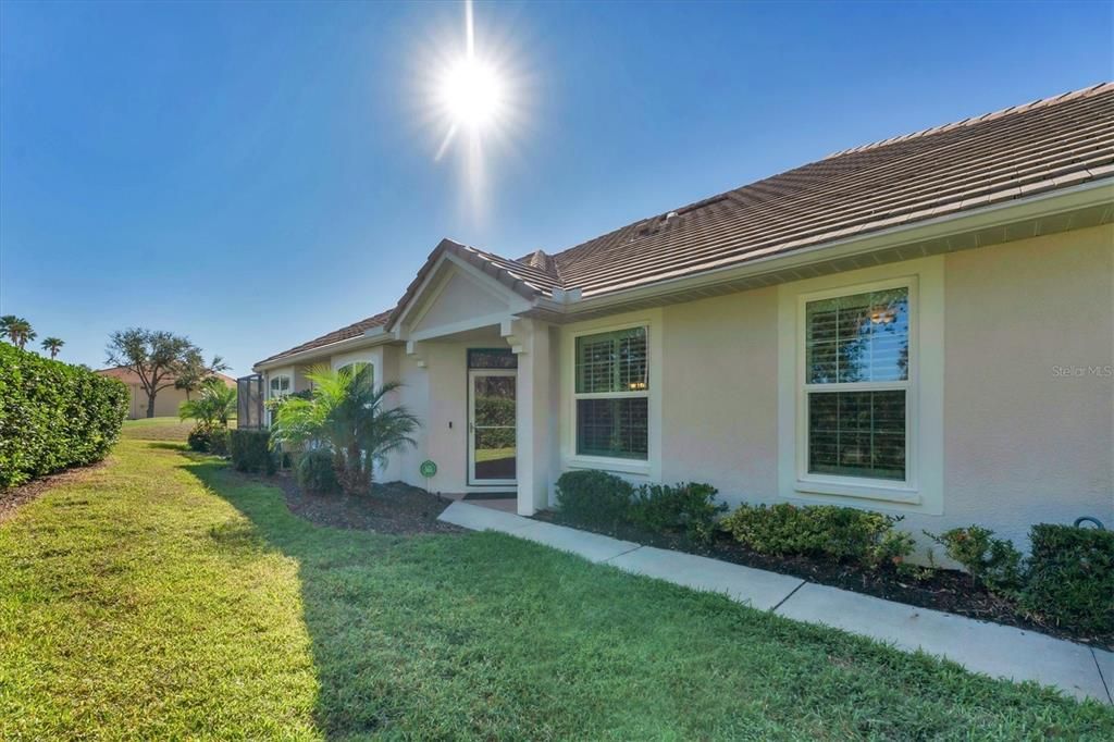 For Sale: $599,000 (3 beds, 2 baths, 1730 Square Feet)