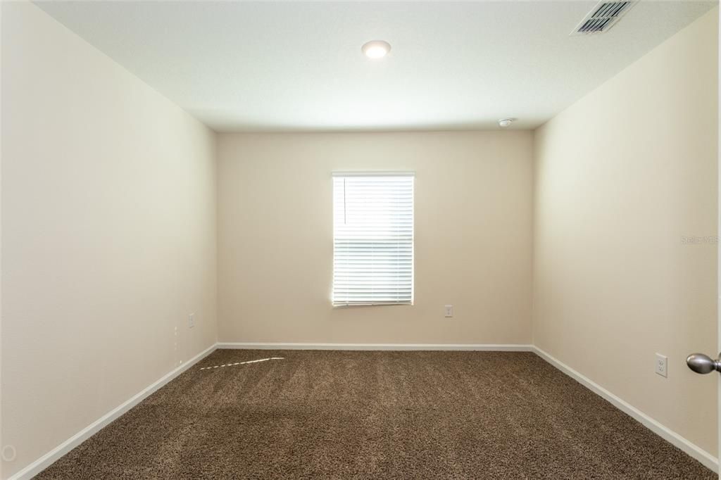 Active With Contract: $325,000 (4 beds, 2 baths, 1862 Square Feet)