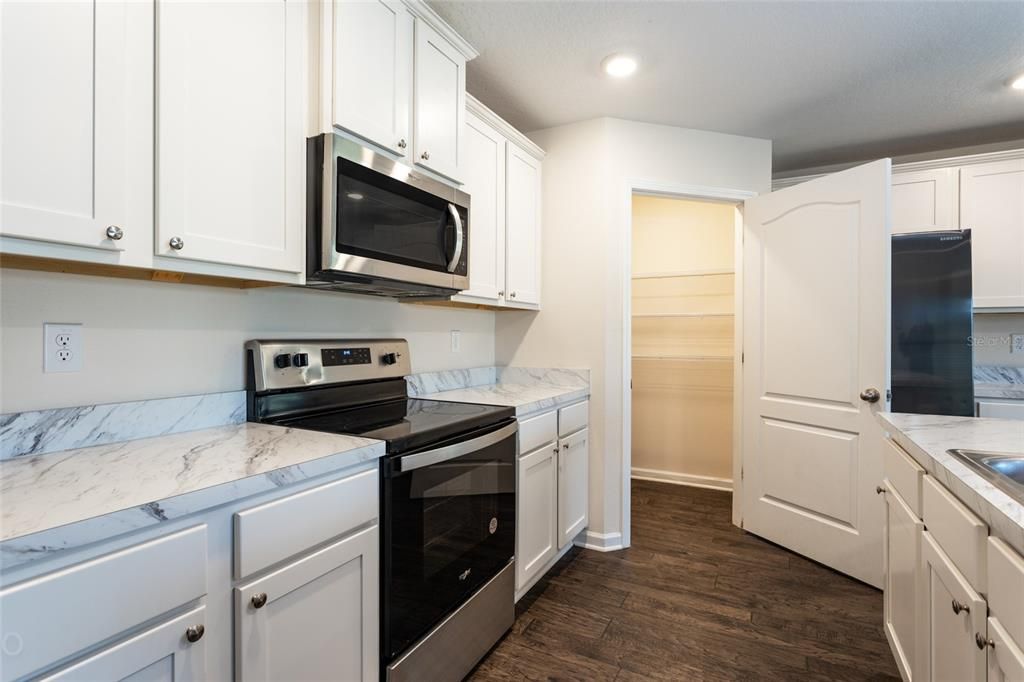 Active With Contract: $325,000 (4 beds, 2 baths, 1862 Square Feet)