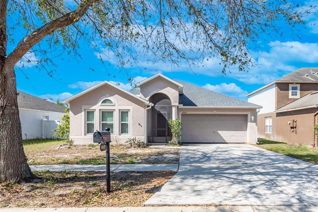 4 bedroom 2 bath home in Boyette Creek with fenced backyard.