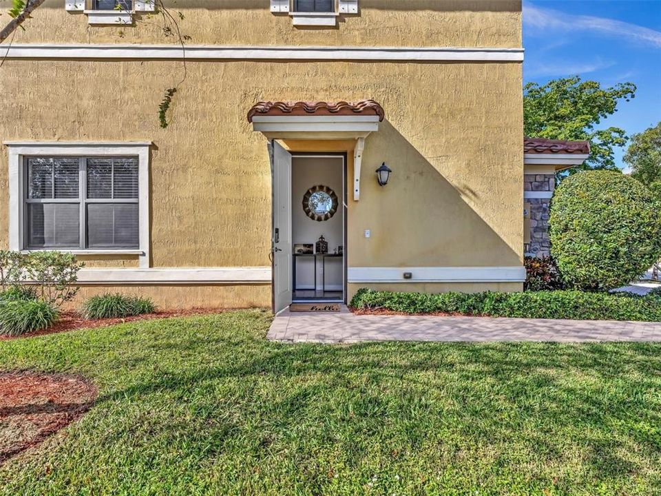 For Sale: $610,000 (3 beds, 2 baths, 1980 Square Feet)