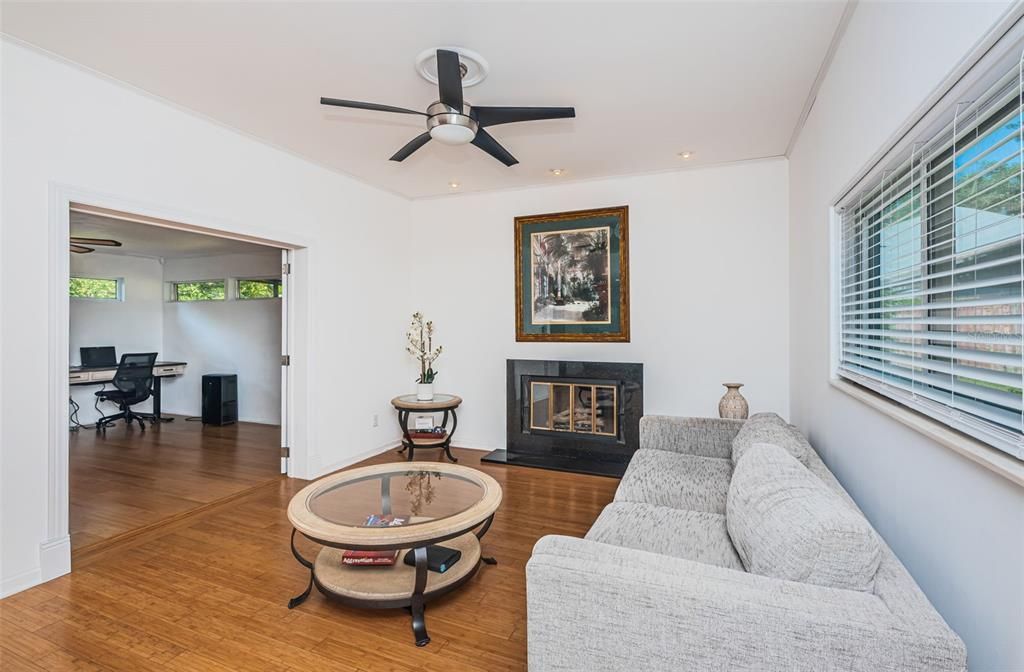 For Sale: $499,900 (3 beds, 2 baths, 1876 Square Feet)