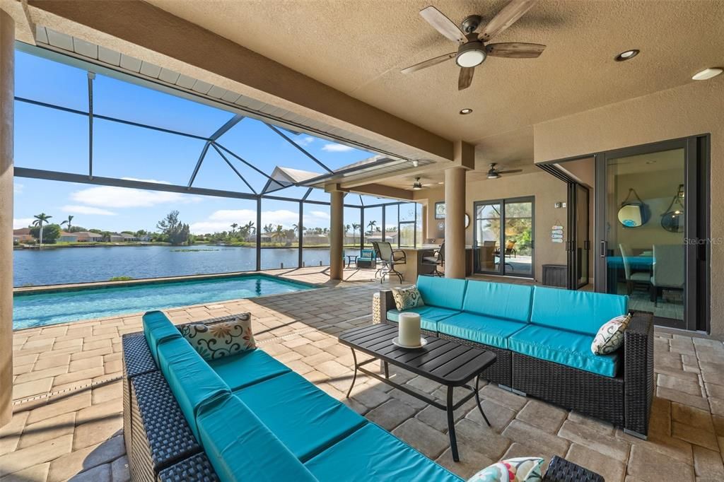 Large covered Lanai