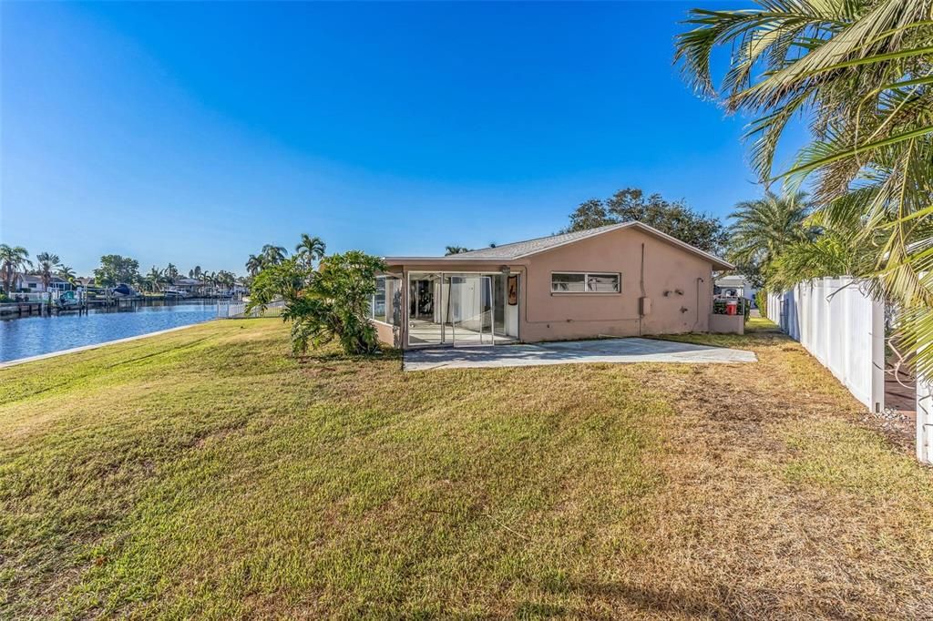 For Sale: $599,999 (3 beds, 2 baths, 1656 Square Feet)