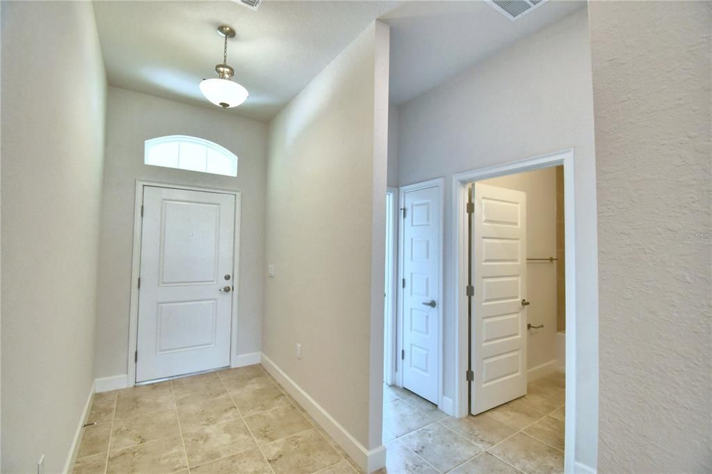 For Sale: $306,875 (3 beds, 2 baths, 1512 Square Feet)