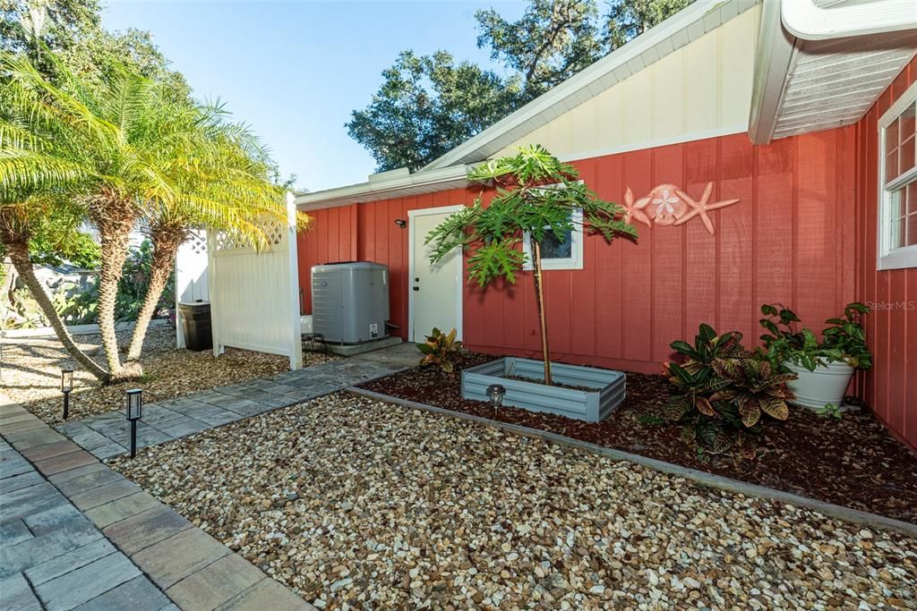 For Sale: $449,000 (3 beds, 2 baths, 2056 Square Feet)