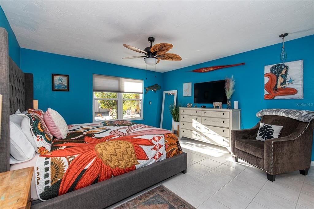 For Sale: $449,000 (3 beds, 2 baths, 2056 Square Feet)