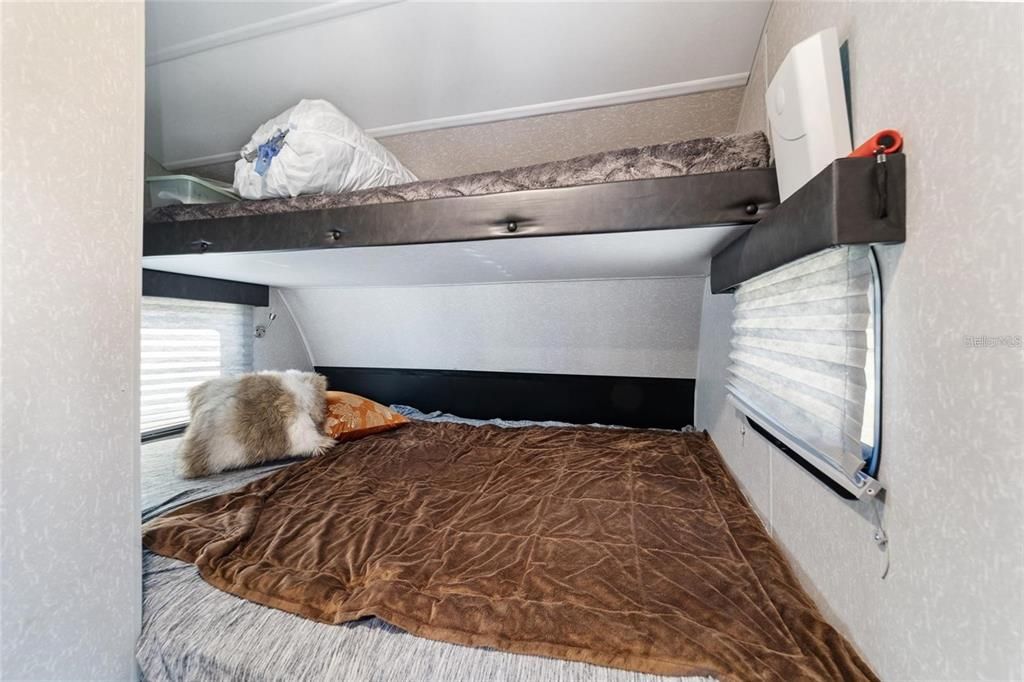 待售: $105,000 (0.06 acres)