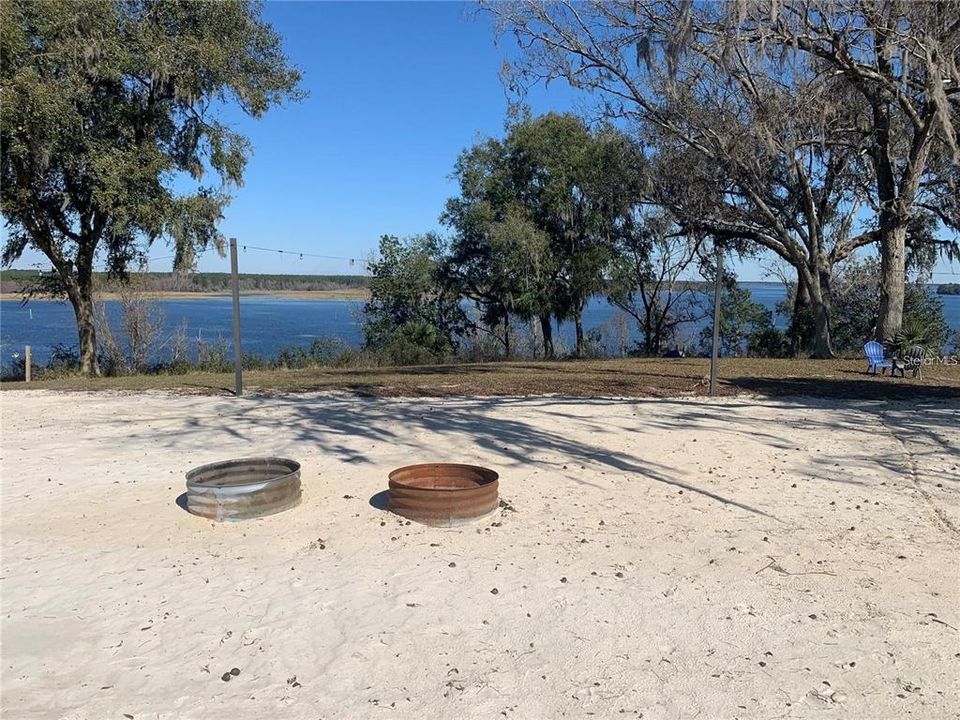 待售: $105,000 (0.06 acres)