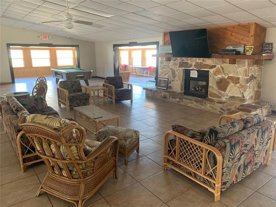 待售: $105,000 (0.06 acres)