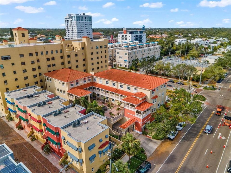 For Sale: $885,000 (3 beds, 2 baths, 1680 Square Feet)