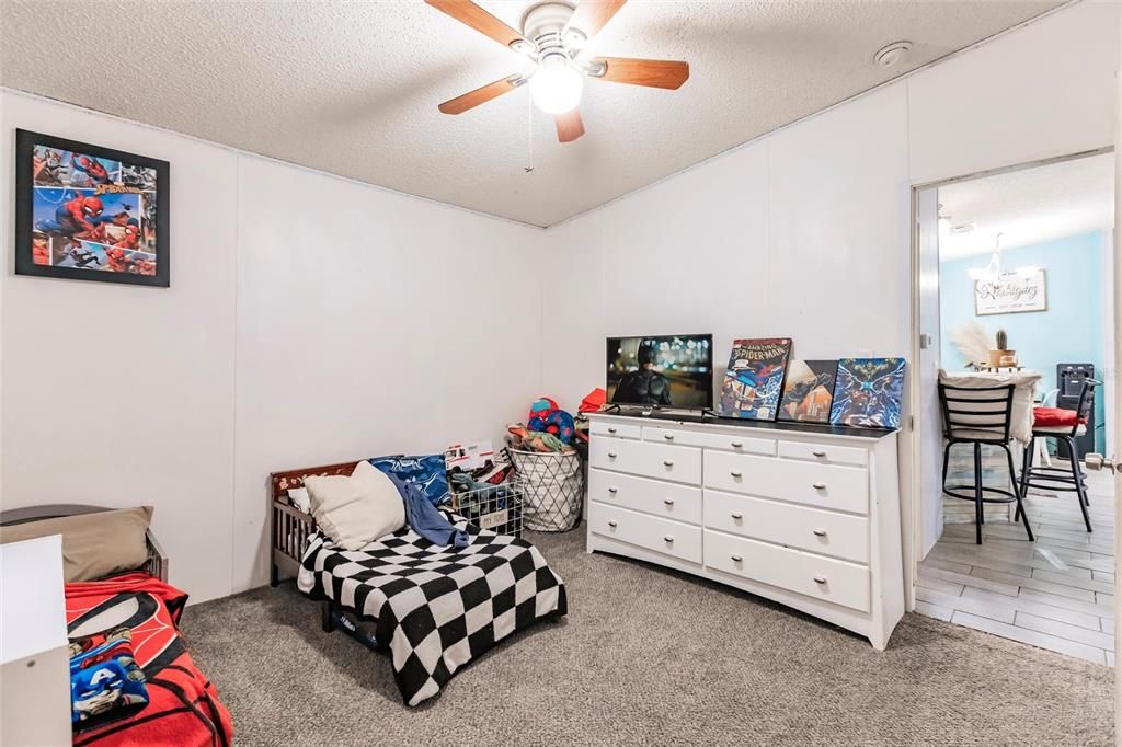 Active With Contract: $169,000 (3 beds, 2 baths, 1056 Square Feet)