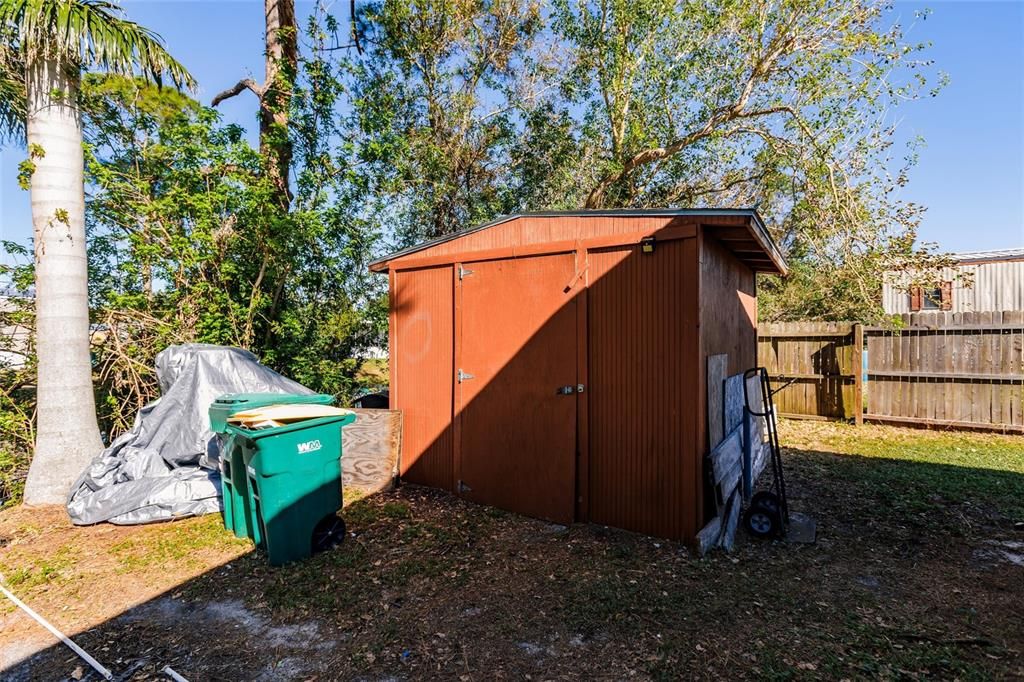 Active With Contract: $169,000 (3 beds, 2 baths, 1056 Square Feet)